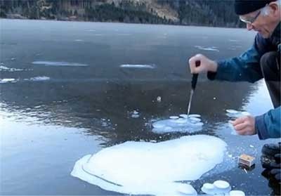 اخبار,اخبار گوناگون,حباب‌های یخی قابل اشتعال در سطح دریاچه
