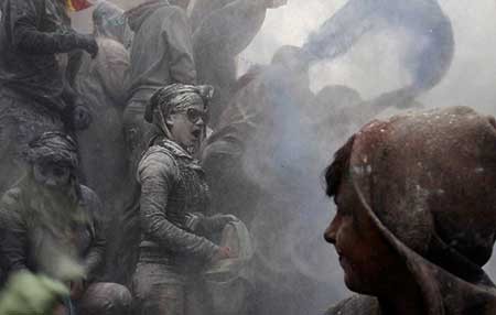 اخبار,اخبار گوناگون ,جنگ آرد در یونان