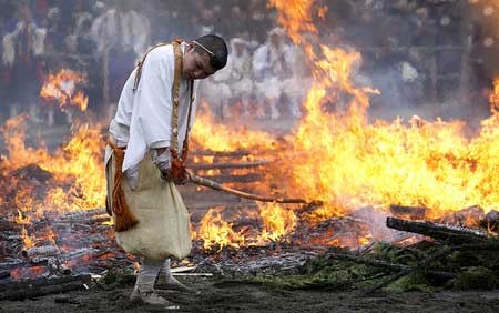اخبار,اخبار گوناگون ,فستیوال راه رفتن بر روی آتش 