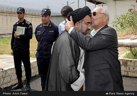 بخشش یک اعدامی پای چوبه دار (عکس) 1