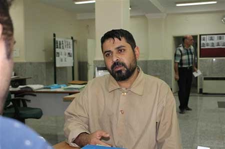 "ستوان یکم قلابی" دستگیر شد/ کسبه بازار مرد شیاد را شناسایی کنند + عکس 1