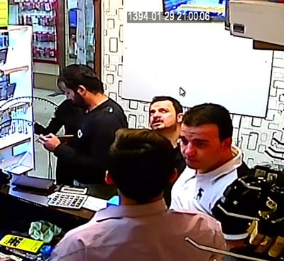 همکاری مردم با پلیس، مجرمان فراری را به تله انداخت / "خرید اینترتی" شیوه جدید 2 مرد ک 1