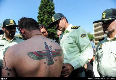 دستگیری اوباش و مزاحم نوامیس در تهران (تصاویر) 1