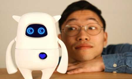 روباتی تیز هوش مخصوص دوستی با افسرده ها + تصاویر 