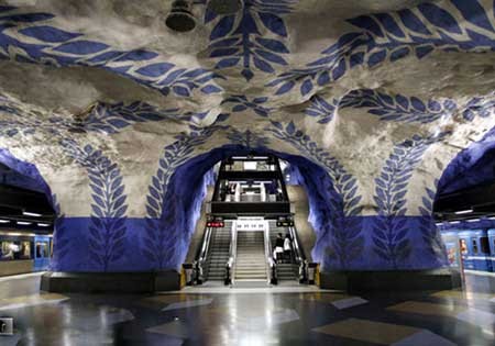 زیباترین مترو جهان در 80 سالگی + تصاویر 1