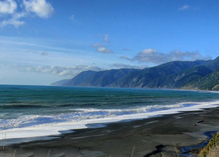 اخبار , اخبار گوناگون, سواحلی رنگی دنیا