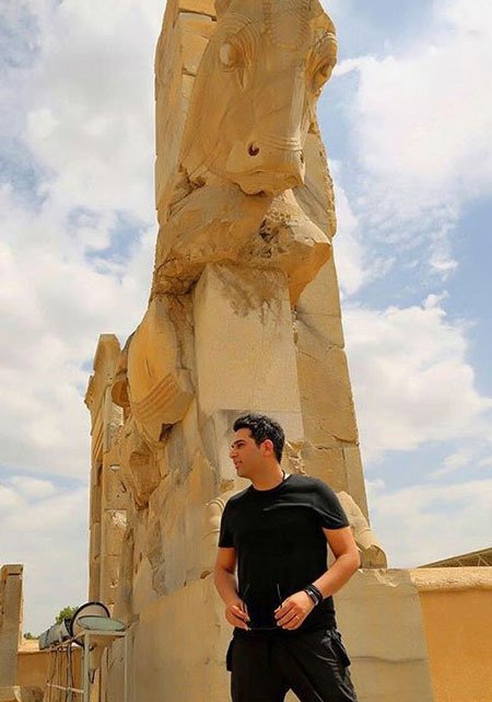 چهره ها در شبکههای اجتماعی ==> کامل (: 1