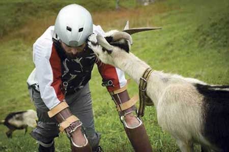 مردی که تصمیم گرفت بُز شود