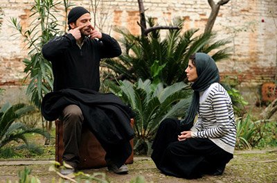 عاشقانه‌ی "در دنیای تو ساعت چند است" در صدر فروش‌ بیپ‌تونز 1