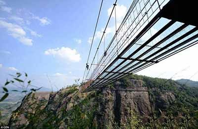 اخبار,اخبار گوناگون,بلندترین و طولانی ترین راهروی شیشه‌ای جهان