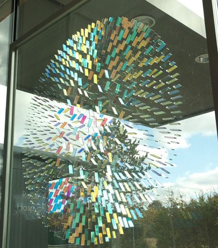 اخبار , اخبار گوناگون,مجسمه هایی از جنس نور و شیشه,تصاویر مجسمه هایی از جنس نور و شیشه