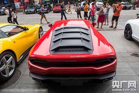 صحنه ای دیوانه کننده در شانگهای