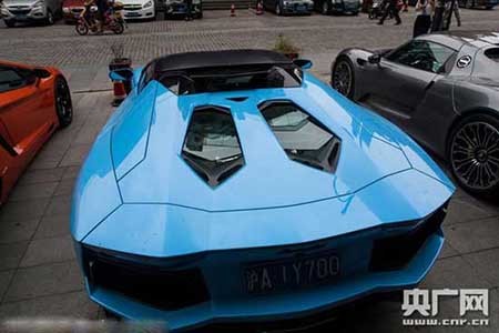 صحنه ای دیوانه کننده در شانگهای