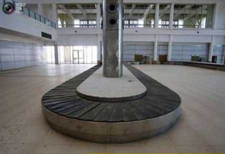 مدرن ترین و بدردنخورترین فرودگاه جهان