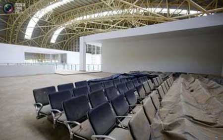 مدرن ترین و بدردنخورترین فرودگاه جهان