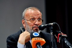 نظر متکی درباره