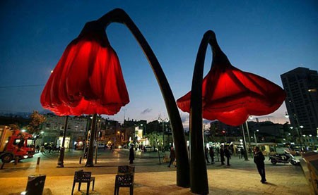 اخبار,اخبار گوناگون,گلهای مصنوعی غول پیکر