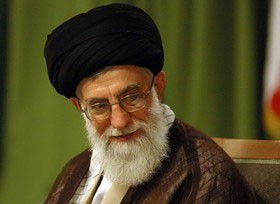 توجه به مقوله شعر منافاتی با علمیّت، فضل و مقولات مهم حوزههای علمیه ندارد