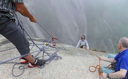 اخبار,اخبار گوناگون,برگزاری مراسم عروسی در جاهای خطرناک