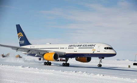 اخبار , اخبار گوناگون,فرود جت مسافربری بر روی باندی از یخ,فرود جت روی باندی از یخ