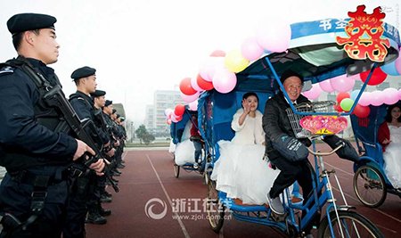 اخبار,اخبار گوناگون,ازدواج رمانتیک پلیس ضربت چین