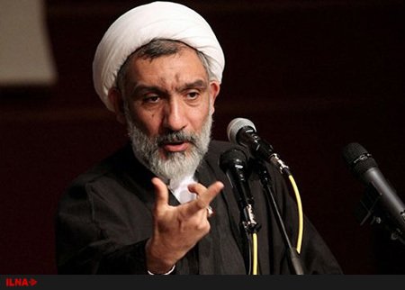 انقلابی بودن به معنی پرخاشگری و اتهام زنی نیست