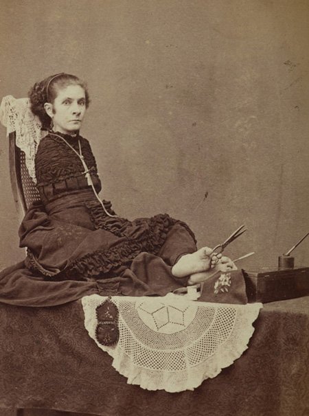 اخبار,اخبار گوناگون,قلاب بافی بدون دست