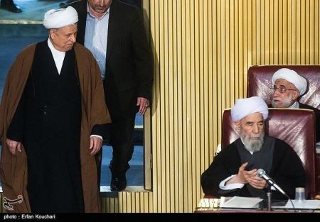 جلسه امروز مجلس خبرگان: نگاه جنتی به روحانی و هاشمی / گوشی موبایل حسینی بوشهری (تصاویر)