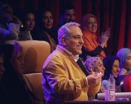 نمایش دورهمی از یک برنامه هندی کپی برداری شده