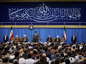 رهبر انقلاب: ایران بهدلیل مخالفت با سیاستهای آمریکا تهدید به تحریم میشود