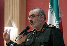 آمریکاییها اگر تهدید کنند اجازه تردد از تنگه هرمز را نمیدهیم
