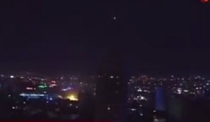 لحظه برخورد بمب با ساختمان پارلمان ترکیه در آنکارا / فیلم