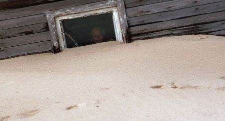 اخبار,اخبار گوناگون,روستای مدفون در شن و ماسه اخبار,اخبار گوناگون,روستای مدفون در شن و ماسه