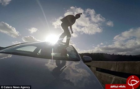   اخبارگوناگون  ,خبرهای گوناگون ,پریدن از روی سقف ماشین