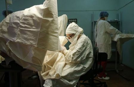 اخبار گوناگون ,خبرهای گوناگون ,مسنترین جراح جهان اخبار گوناگون ,خبرهای گوناگون ,مسنترین جراح جهان