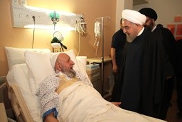 عیادت روحانی از آیت الله نورمفیدی امام جمعه گرگان و نماینده مردم استان گلستان در مجلس خبرگان رهبری