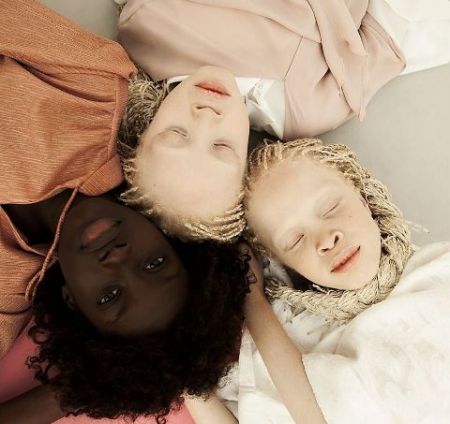 اخبارگوناگون ,خبرهای گوناگون ,دو خواهر زال اخبار گوناگون ,خبرهای گوناگون ,دو خواهر زال