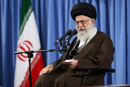 رهبر معظم انقلاب: جمهوری اسلامی تسلیم سندهایی مانند سند ۲۰۳۰ یونسکو نخواهد شد