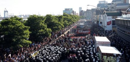   اخبارگوناگون ,خبرهای گوناگون,اعتراض به نشست گروه بیست