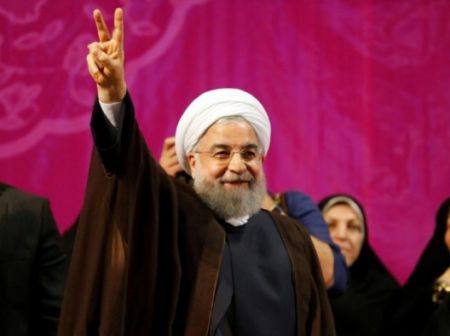 رسانه آمریکایی: شکاف نسل ها، علت اصلی پیروزی روحانی در انتخابات/ اصولگراها اکنون و با از دست دادن قدرت هوشیارتر شده اند