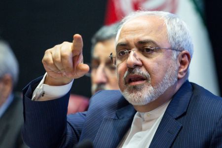 ظریف: ممنوعیت ورود مسلمانان، آمریکا را امن نمیکند/آمریکا به سمت تنشافزایی در سوریه نرود