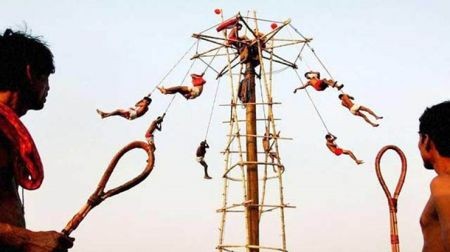   اخبارگوناگون ,خبرهای گوناگون  , مراسمی سنتی مردم هند