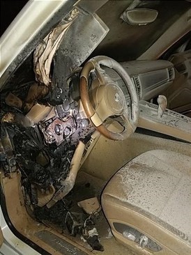 آتش گرفتن ناگهانی خودروی «پورشه» در اتوبان همت