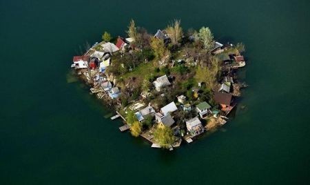   اخبار گوناگون  ,خبرهای گوناگون , دریاچه کریستالی