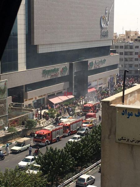 مجتمع کورش آتش گرفت