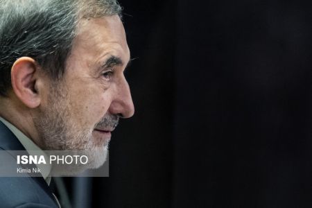 ولایتی:به هیچ وجه در برجام تجدیدنظر نخواهد شد / ترامپ با ذلت از منطقه خارج خواهد شد