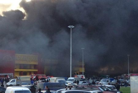   اخبار حوادث ,خبرهای  حوادث, آتش‌سوزی مهیب مرکز خرید مسکو 