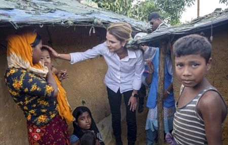 اخبار,عکس خبری,  ملکه اردن در بازدید از اردوگاه آوارگان روهینگیا