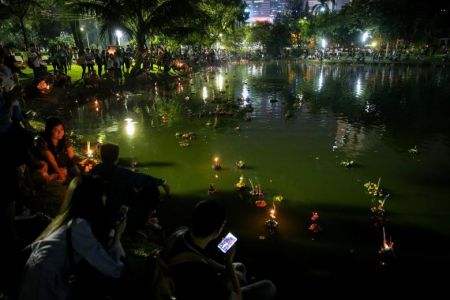   اخبار گوناگون ,خبرهای  گوناگون, فستیوال فانوس‌های شناور 