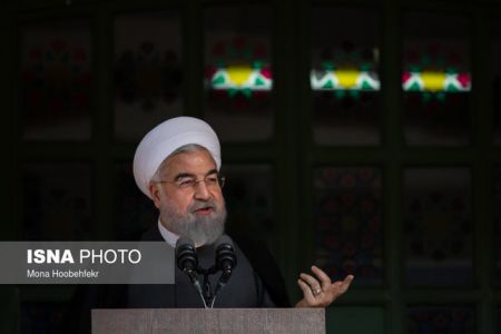 روحانی: سرمایهگذاران و کارآفرینان را برای سرمایهگذاری تشویق کنیم